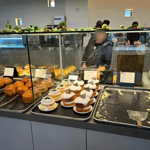 에이트 리뷰 사진