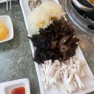 황돈 사진