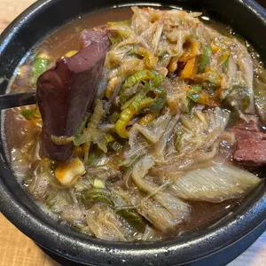 창성옥 사진