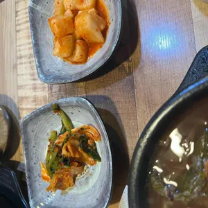 창성옥 사진