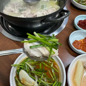 푸짐한닭한마리 사진