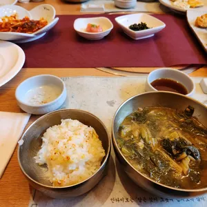 안다미로 한정식 사진