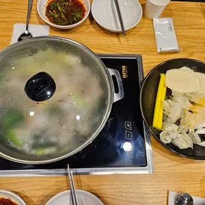 군자뉴닭한마리 사진