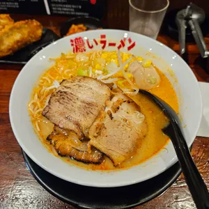 코이라멘 사진