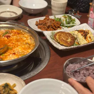 생생이두부보쌈 사진