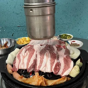 넙딱집 사진 2