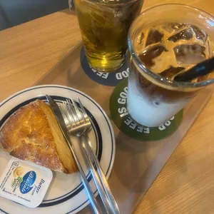 페페 이즈 굿 사진