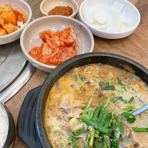 신의주부대찌개 사진