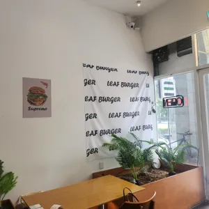 리프버거 리뷰 사진