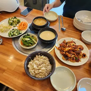 명동보리밥 사진