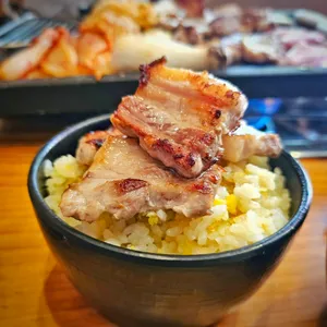 고백집 백반 삼겹살 리뷰 사진
