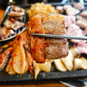 고백집 백반 삼겹살 리뷰 사진