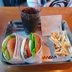 바스버거 사진