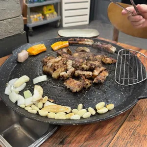 돼지생갈비박터졌네 사진