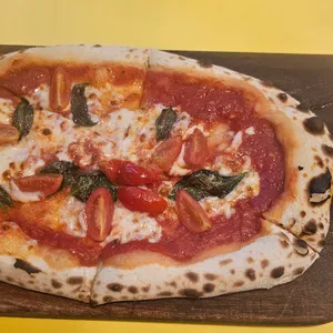 나폴리원피자 사진