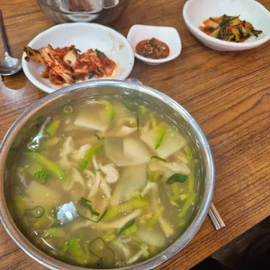 용문칼국수 사진