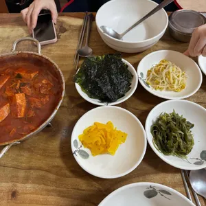 엄마네 돼지찌개 사진