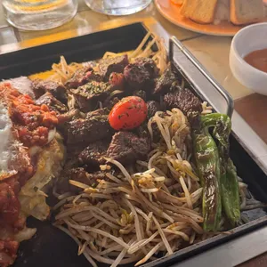 데판즈 사진