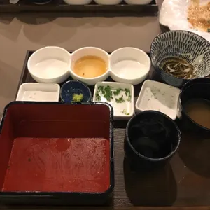 우나이 사진
