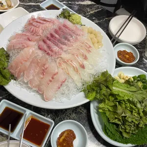 고향일식 사진