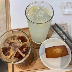 롬브커피하우스 사진