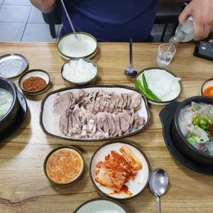 미가순대국 사진