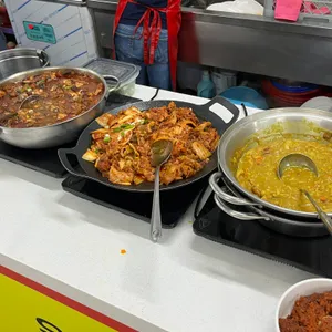 현완단겸 뷔페 포브 사진