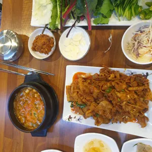 윤훈식농가쌈밥 사진