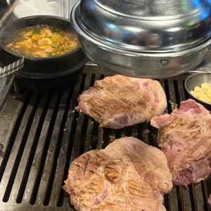 마포왕주먹고기 사진