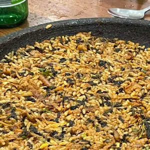 돌솟해물뼈찜 사진