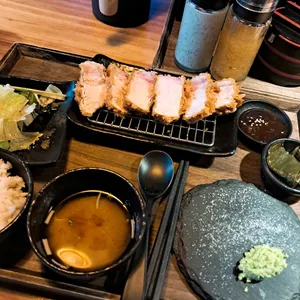 카츠오모이 사진