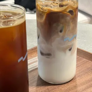 흘러 사진