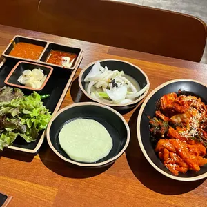 더맛있는족발보쌈 사진