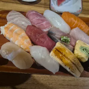 경찰서옆초밥집 사진