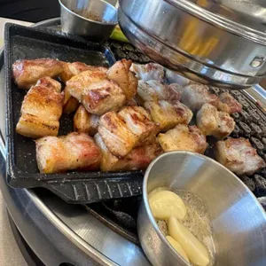 강씨목삼 사진