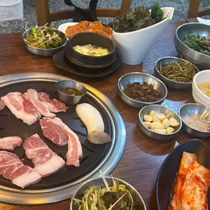 안동명품모듬뒷고기 사진