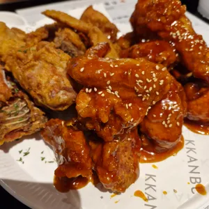 깐부치킨 사진