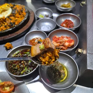 육지 리뷰 사진