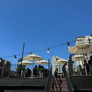 이스터 서울 리뷰 사진