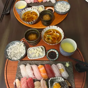 고쉐프의 신선한 초밥 리뷰 사진