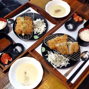 돈까스맨 사진