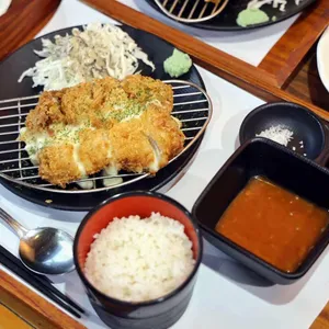 돈까스맨 사진