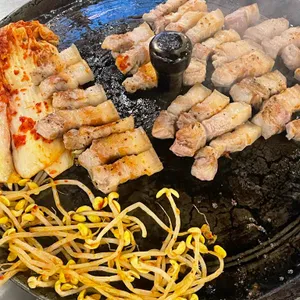 목구멍 사진