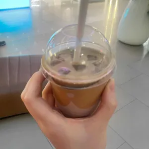 폴바셋 사진