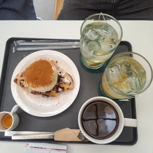 카페 산아래 사진