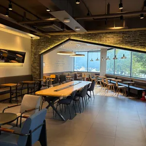 할리스커피 리뷰 사진