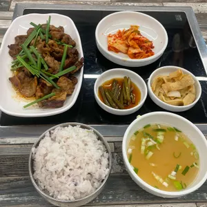 인생제육 사진