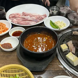솔지식당 사진