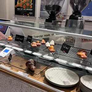 라르티스타 사진