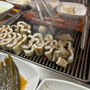 옛날돌집장어 사진